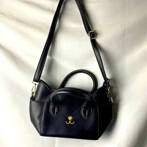 UNBRANDED BLACK CAT PURSE EMBROIDERED NOSE POCKETS INSIDE ADJ SHOULDER STRAP